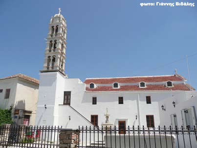 Ο ναός των Ταξιαρχών στην Τήνο